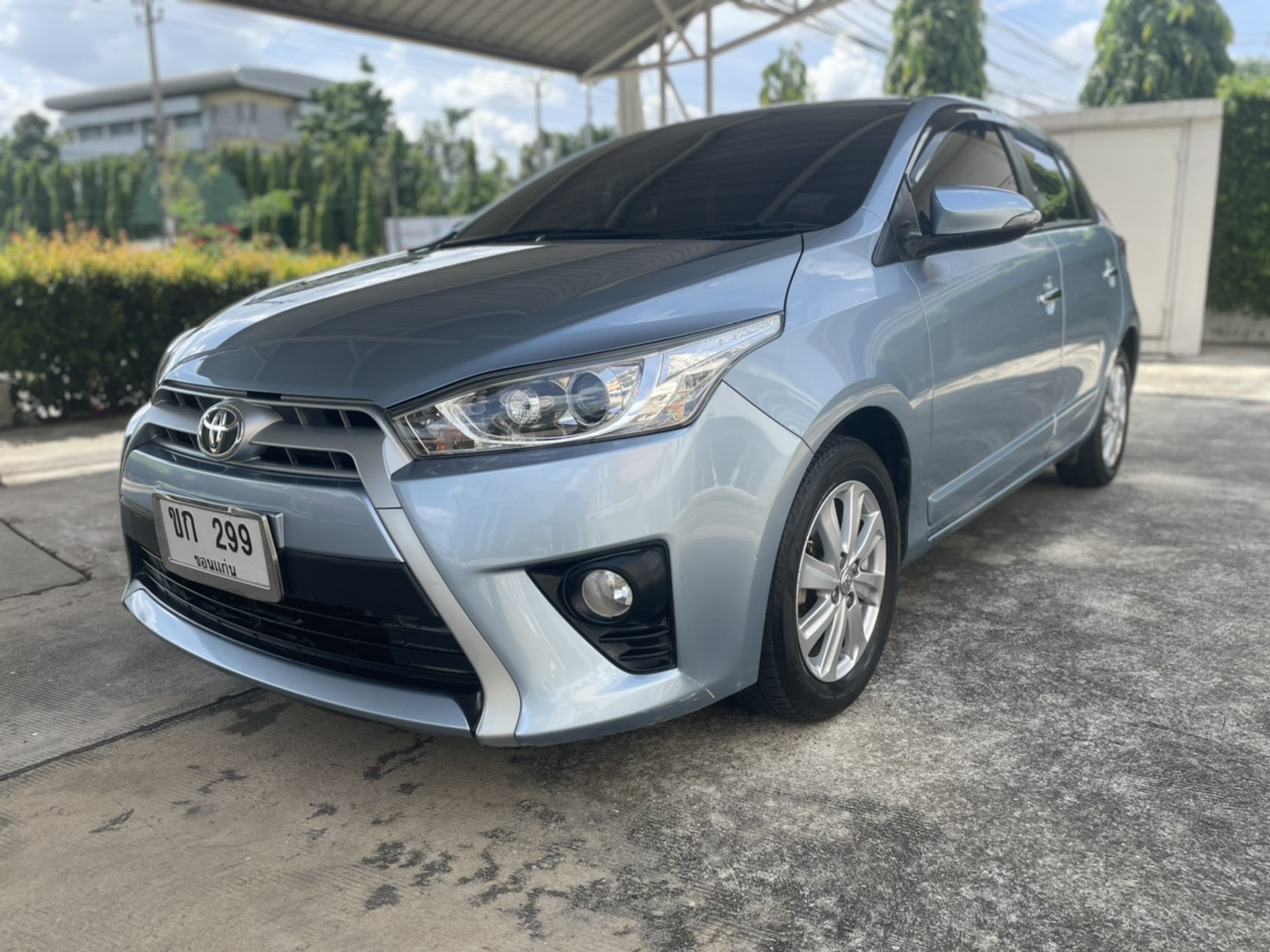 Toyota Yaris 1.2G AT 2013