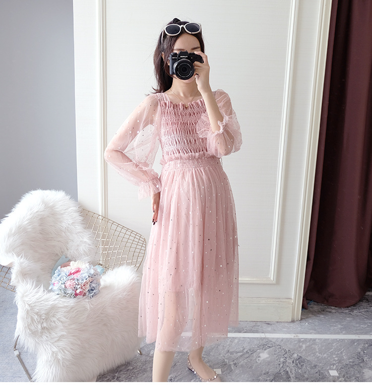 เดรสคลุมท้องแฟชั่นแขนซีทรู ช่วงอกสม๊อค ประดับด้วยดาวฟรุ้งฟริ้ง มีซับใน น่ารักมาก M L XL,XXL