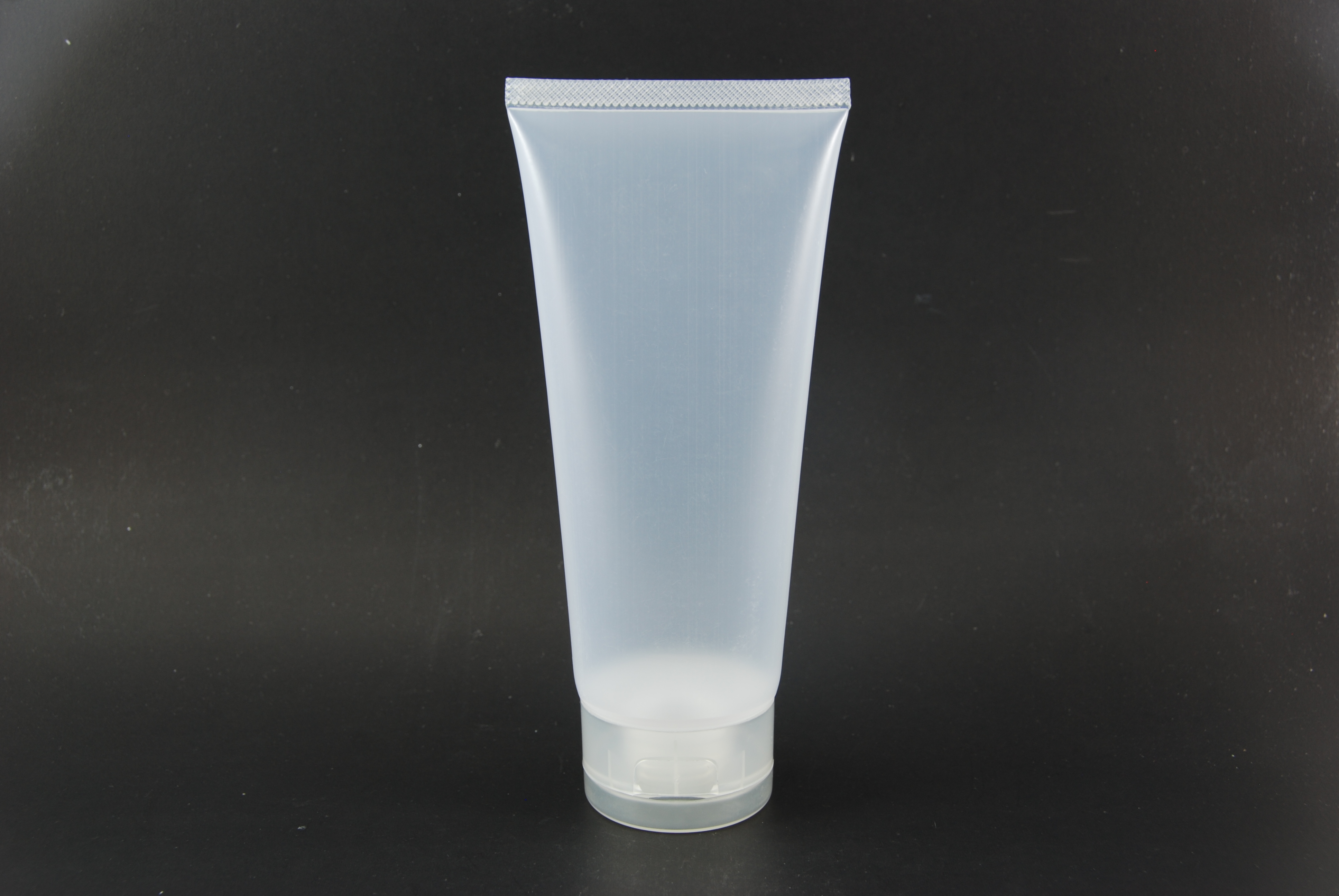 หลอดโฟม 100 กรัม สี ขาวใส แพคละ 10 ใบ