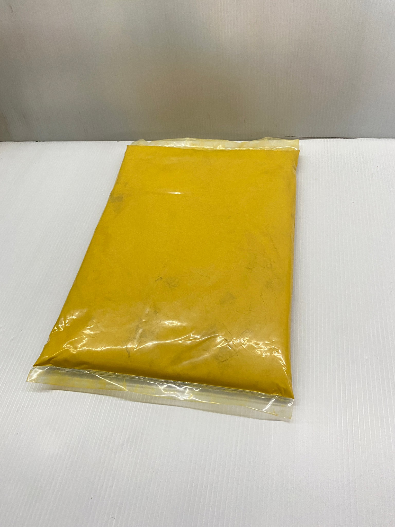 HATO สีฝุ่น สีเหลือง แม่สีฝุ่นผสมซีเมนต์ คุณภาพสูง บรรจุ 1กก./1ถุง ของแท้ 100%