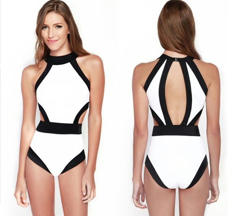 ชุดว่ายน้ำวันพีช พร้อมส่ง :ชุดว่ายน้ำแฟชั่นสีขาวตัดขอบสีดำแบบเก๋ sexyน่ารักมากๆจ้า:รอบอก34-42นิ้ว เอว32-38นิ้ว สะโพก36-44นิ้วจ้า