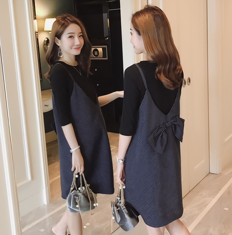 เอี๊ยมคนท้อง+เสื้อยืดแขน4 ส่วน ผ้าเนื้อดี ติดโบว์ใหญ่ด้านหลัง ลายผ้าพรางหุ่นอย่างดีค่ะ M,L,XL,XXL