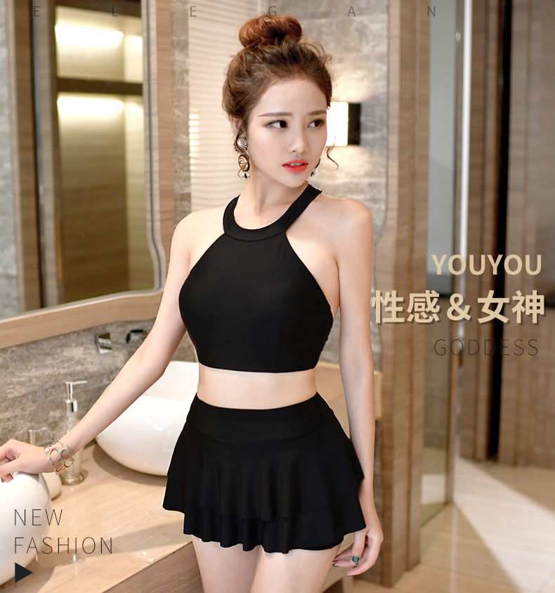 ชุดว่ายน้ำทูพีช พร้อมส่ง :ชุดว่ายน้ำสีดำแต่งสายด้านหลัง กางเกงกระโปรงแบบสวย. sexyมากๆจ้า:รอบอก32-38นิ้ว เอว28-36นิ้ว สะโพก34-42นิ้ว