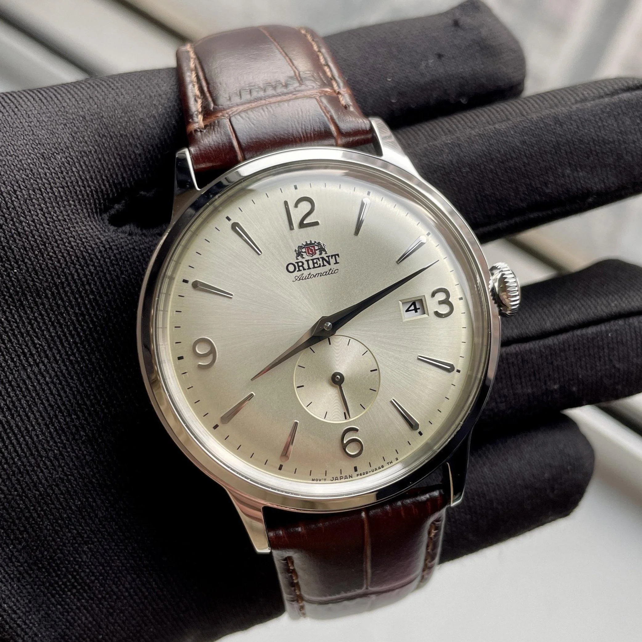 Orient RA-AP0003S10B นาฬิกาผู้ชาย Classic Automatic Men's Watch