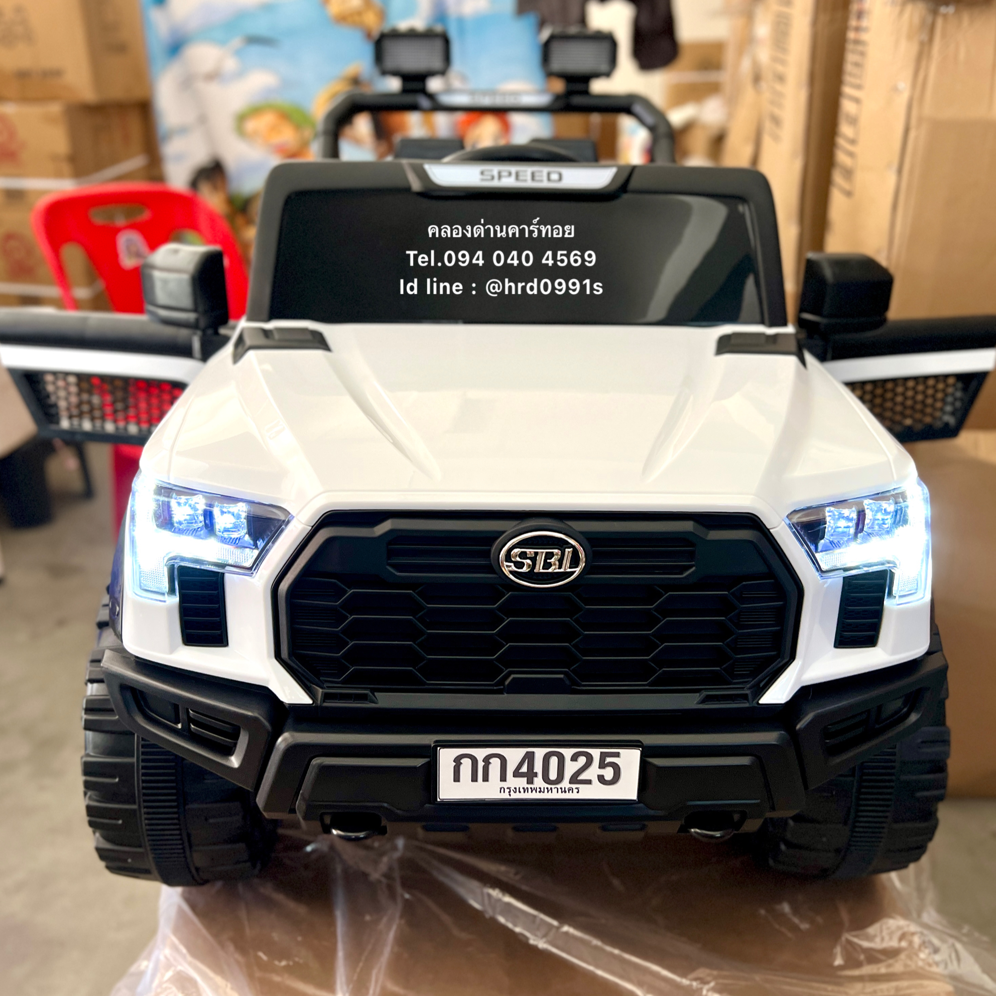 รถเด็กแบตเตอรี่จิ๊ปโตโยต้าสปอต4x4 💥ใช้มือถือบังคับได้💥(ต่อบูลทูธเพลงได้โยกแบบสไลด์, 5มอเตอร์ แบต12v4.5a, เล่นusb aux, ออกตัวสมูท, รีโมทบูลทูธ, มีโช้ค, มีประตูเปิดได้)