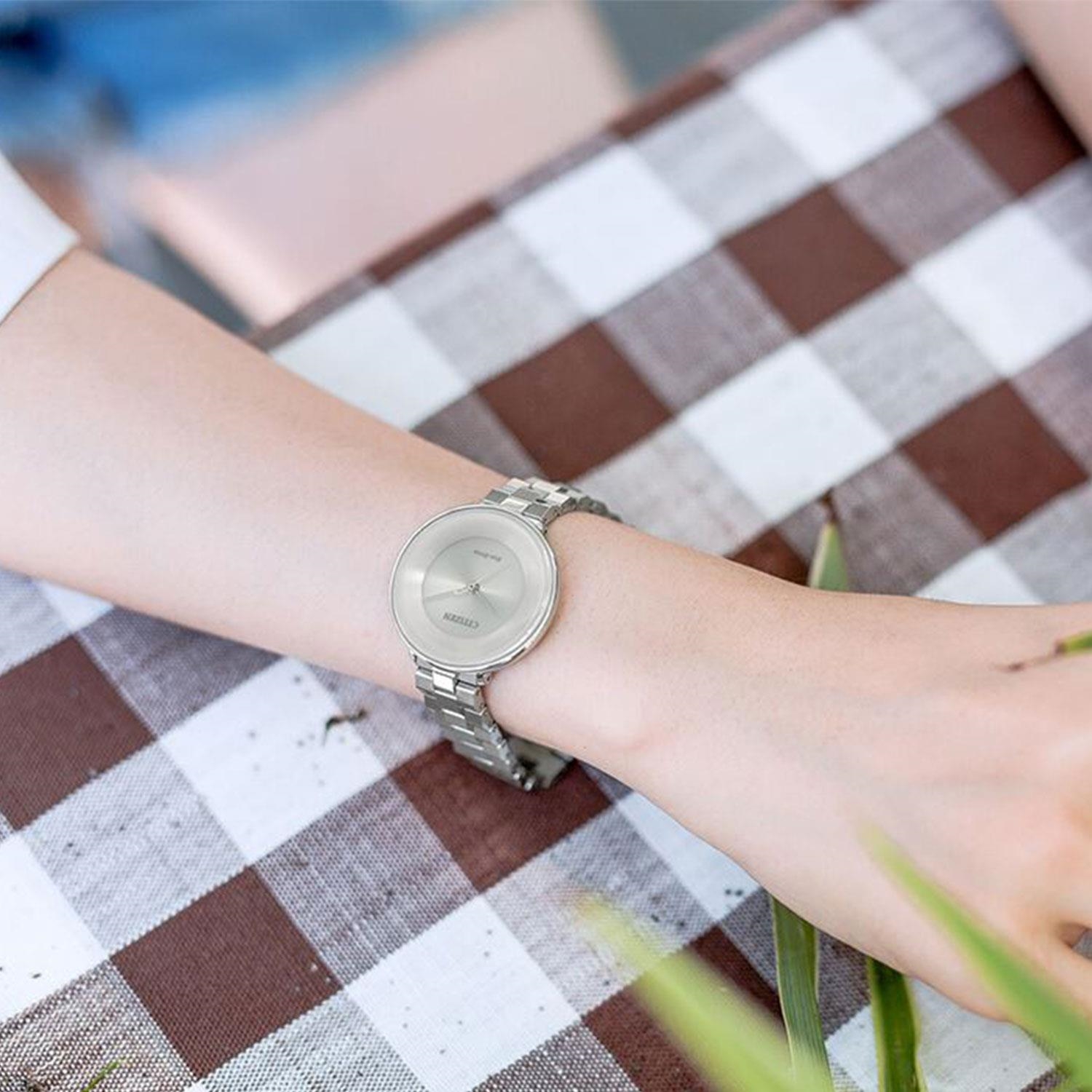 Citizen EM0600-87A นาฬิกาผู้หญิง Eco-Drive Citizen L Womnen's Watch