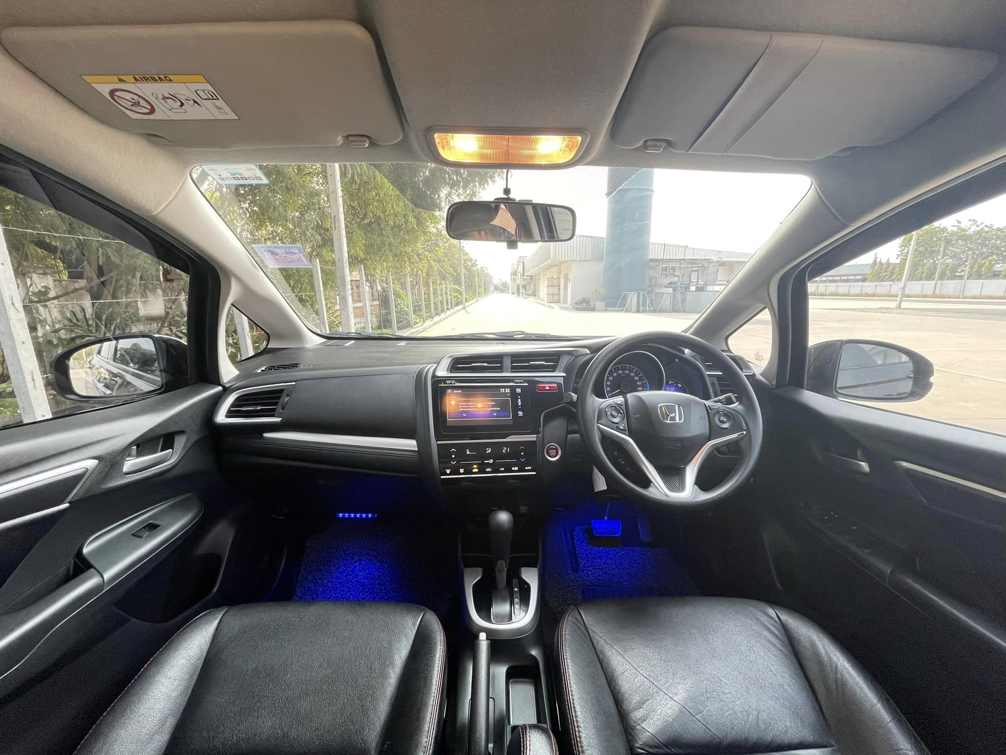 Honda Jazz GK 1.5SV AT 2016