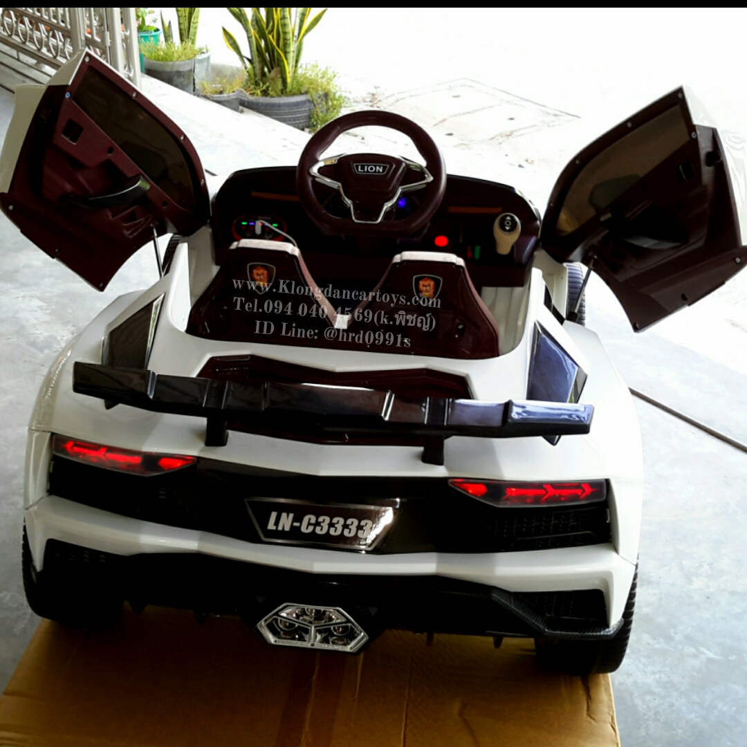 รถแลมโบกินีปีกนก 💥คันใหญ่มาก, ใช้มือถือบังคับได้, ต่อบูลทูธมือถือได้, ล้อหลังโยกได้💥(3มอเตอร์แบต12v7a, เล่นUSB, ออกตัวสมูท, ประตูมีโช้ค, มีที่ลากจูง, มีโช้ค, แถม🎤ไมโครโฟน)