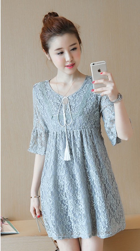 ชุดคลุมท้องเปิดให้นม ลูกไม้ มีเชือกช่วงคอ แขนระบายมีเชือกผูกหลังปรับขนาดครรภ์ M,L,XL,XXL