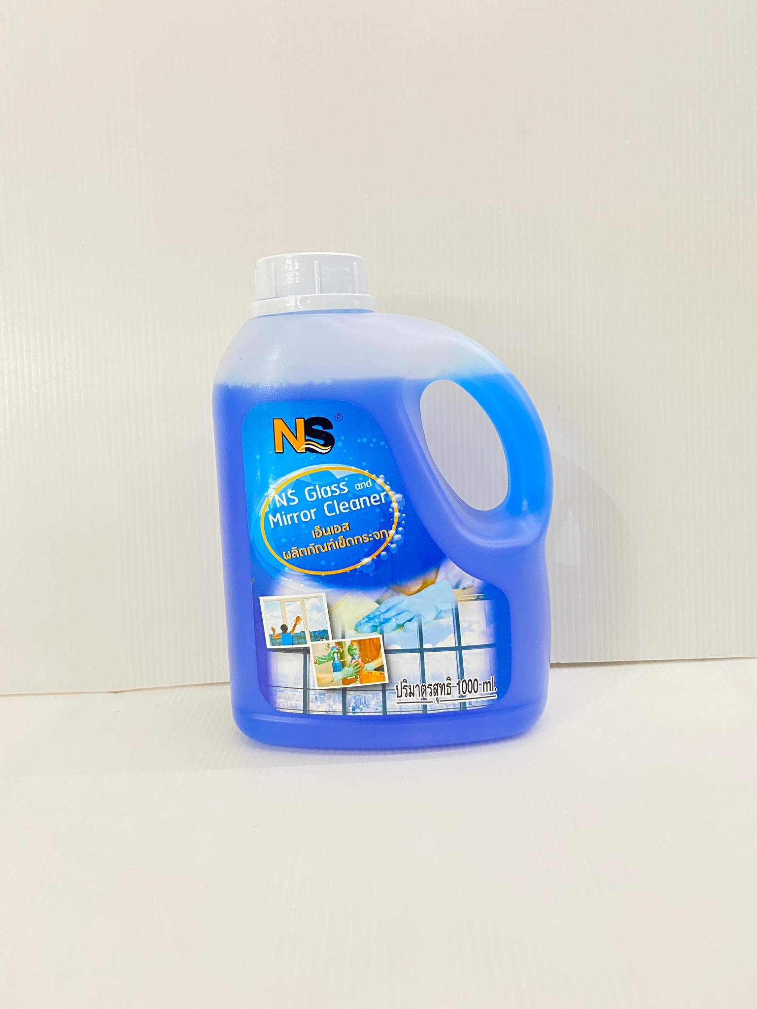 NS HOME น้ำยาเช็ดกระจก รุ่น MOP-048 ขนาด 1 ลิตร ใช้ได้กับกระจกทุกชนิด แท้ 100%