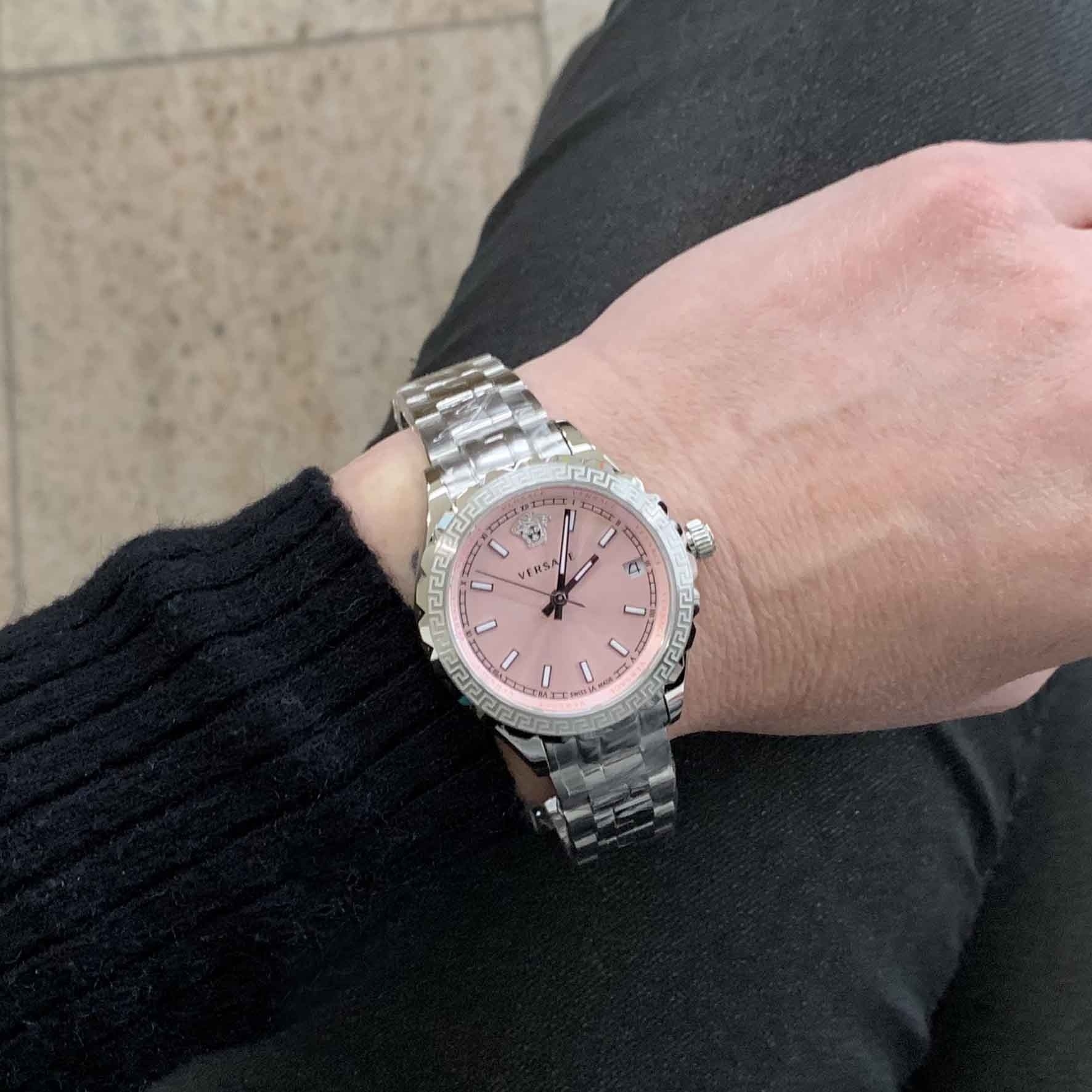 Versace V12010015 นาฬิกาผู้หญิง Hellenyium Quartz Swiss Made Women's Watch