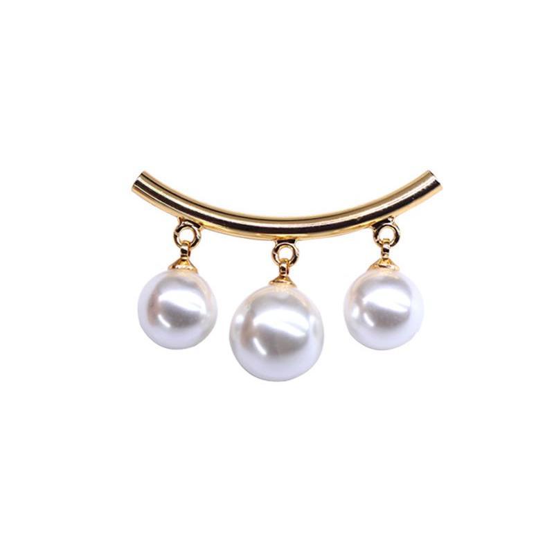 เข็มกลัดติดชุด สวย หรู ดูดี มีให้เลือกหลายสิบแบบ น่ารัก กันสารพัดเลยจร้าา Set VV