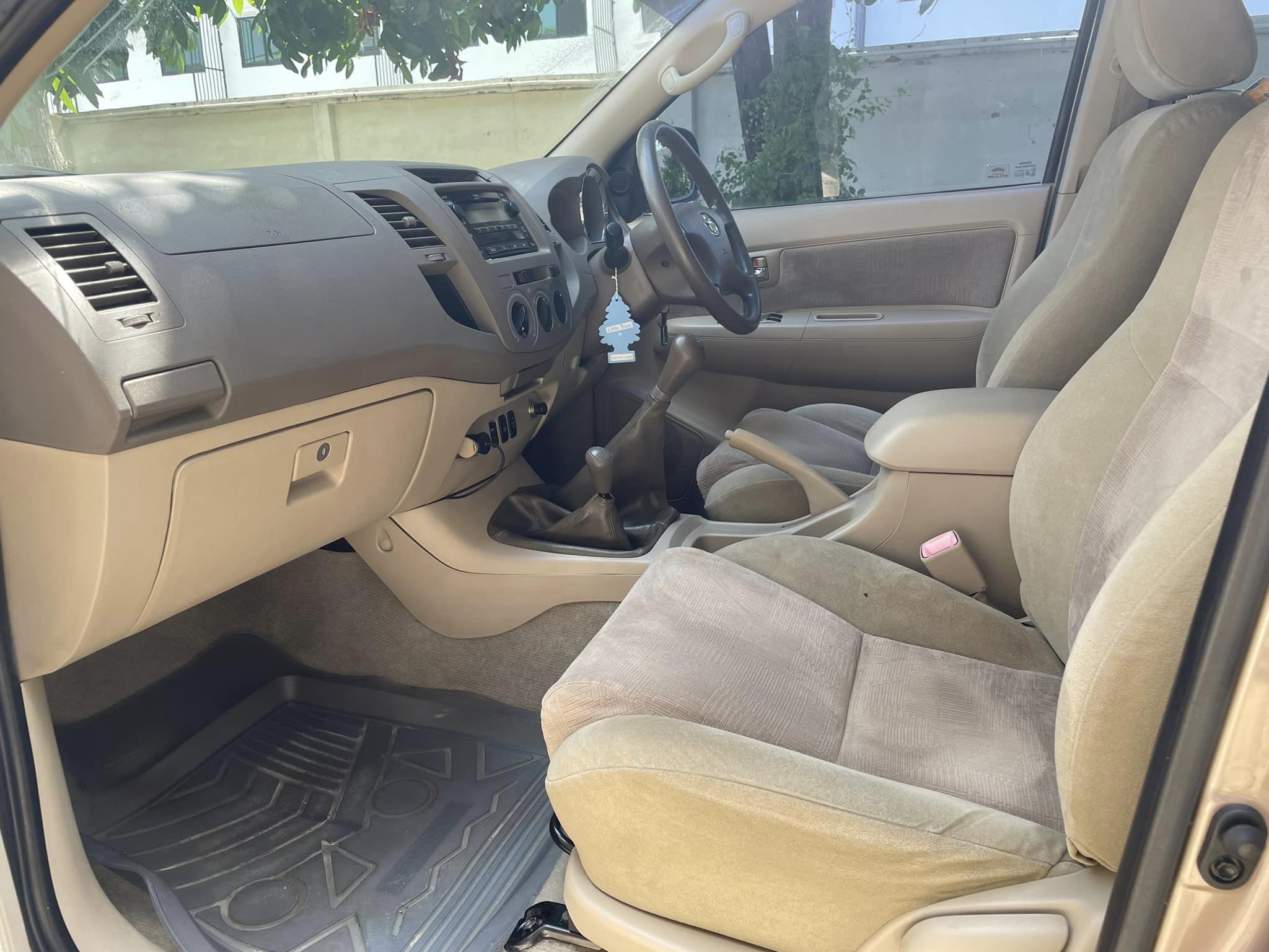 Toyota Fortuner 3.0G 4WD MT 2008