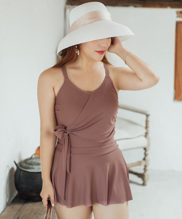 ชุดว่ายน้ำคนอ้วน 5xl พร้อมส่ง :ชุดว่ายน้ำไซส์ใหญ่สีชมพูผูกโบว์ด้านหน้า set 3 ชิ้นมีชุดวันพีช กระโปรงและผ้าคลุมแบบสวยน่ารักมากๆจ้า:รายละเอียดไซส์คลิกเลยจ้า