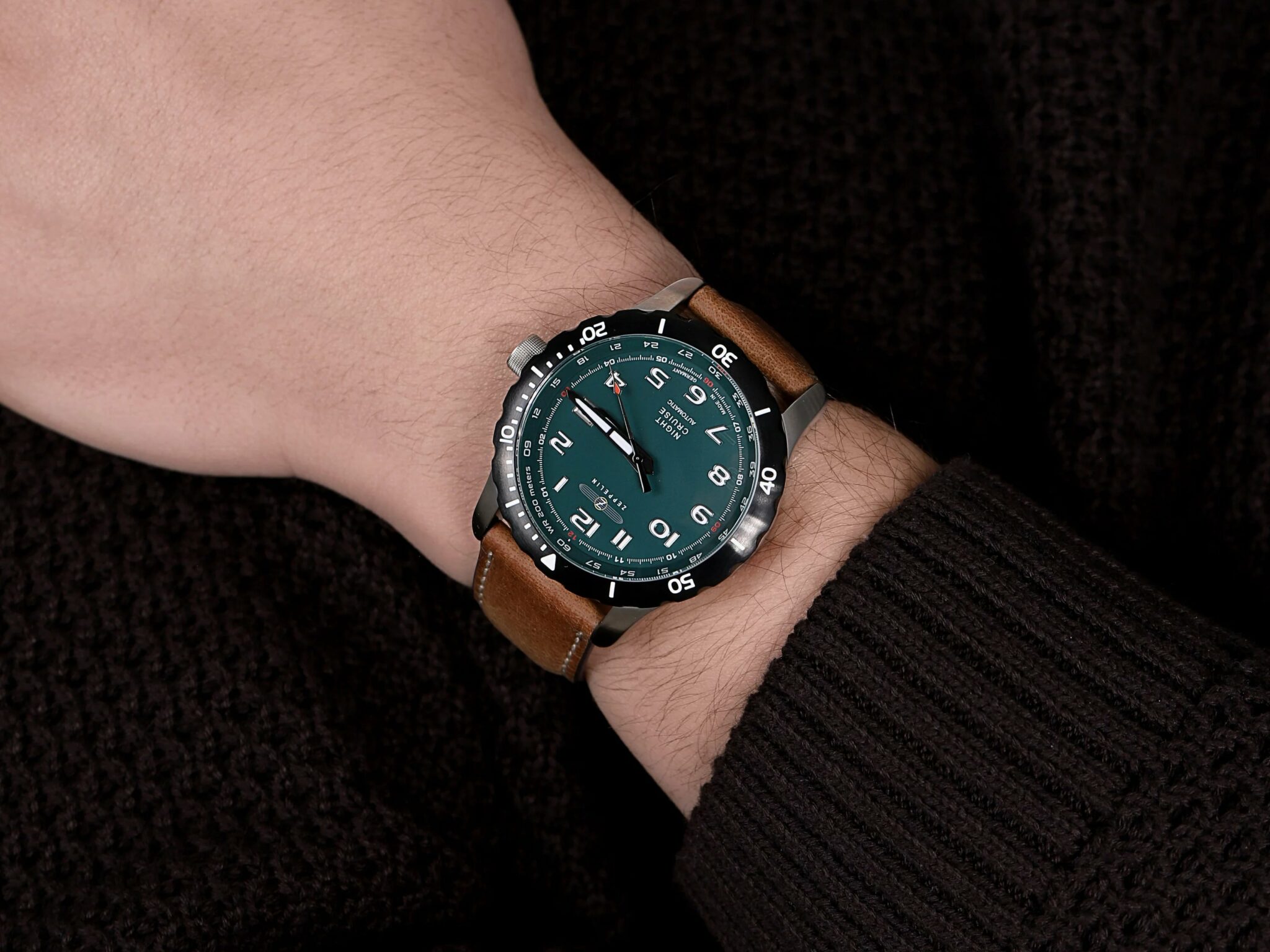 Zeppelin 7264-3 นาฬิกาผู้ชาย Night Cruise Automatic Men's Watch