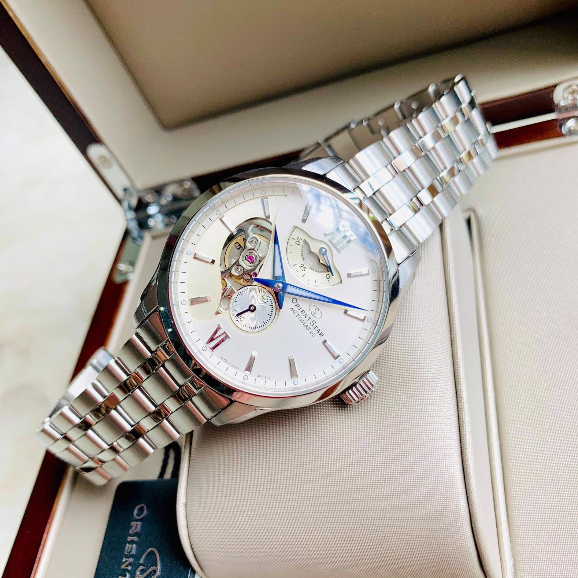 Orient RE-AV0B01S00B นาฬิกา ชาย-หญิง Orient Star Contemporary Open Heart Automatic Unisex Watch