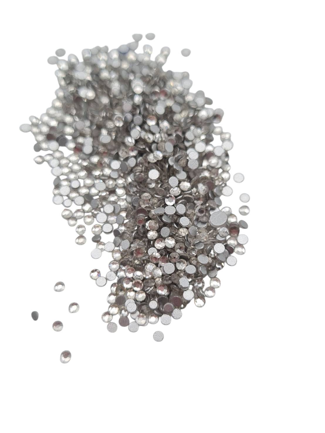 เพชรคริสตัลก้นตัด ขนาด SS3 (1.4 มิลลิเมตร ) จำนวน 1440 เม็ด ต่อห่อFlat back rhinestone สำหรับงาน DIY