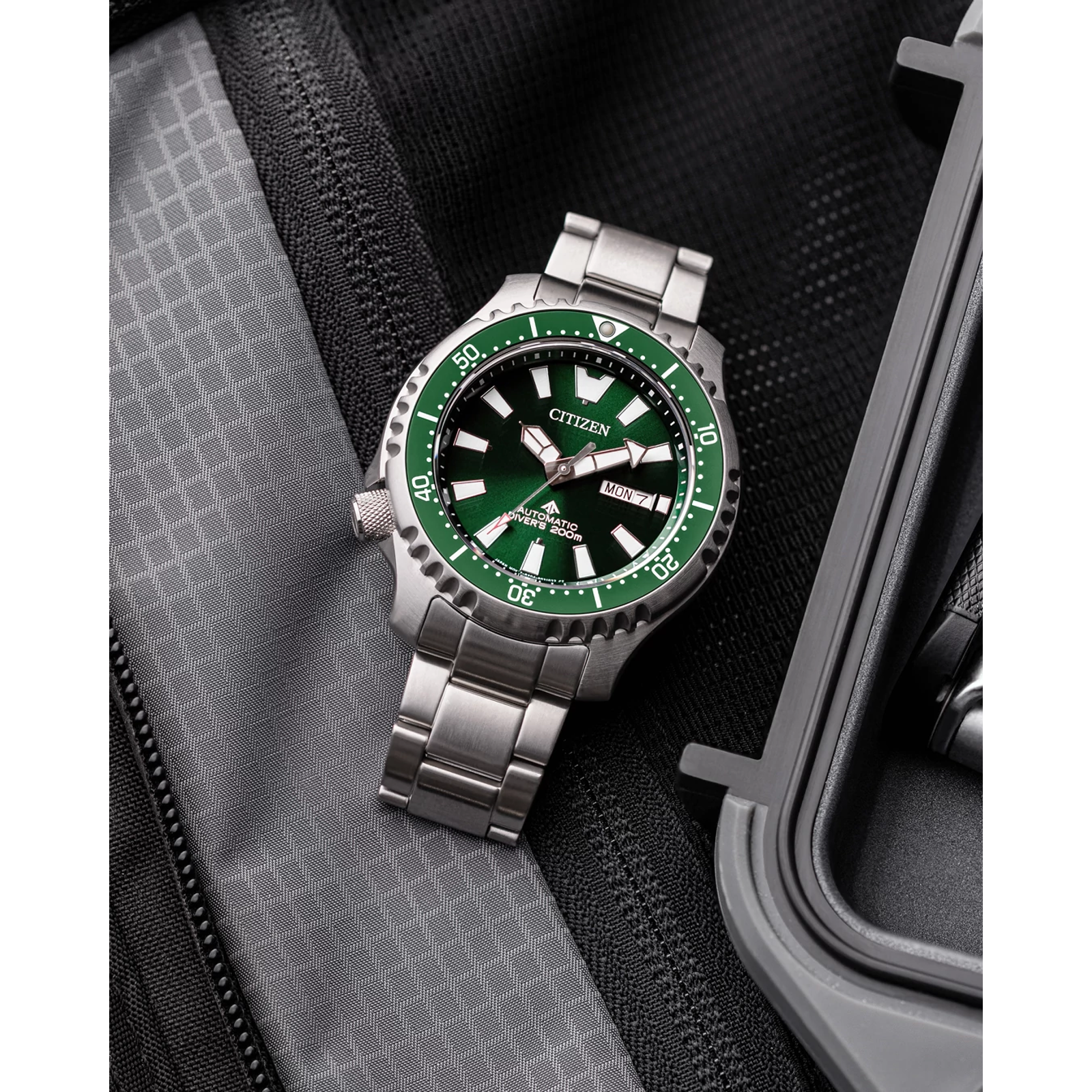 Citizen NY0151-59X นาฬิกาผู้ชาย Promaster Dive Automatic Men's Watch