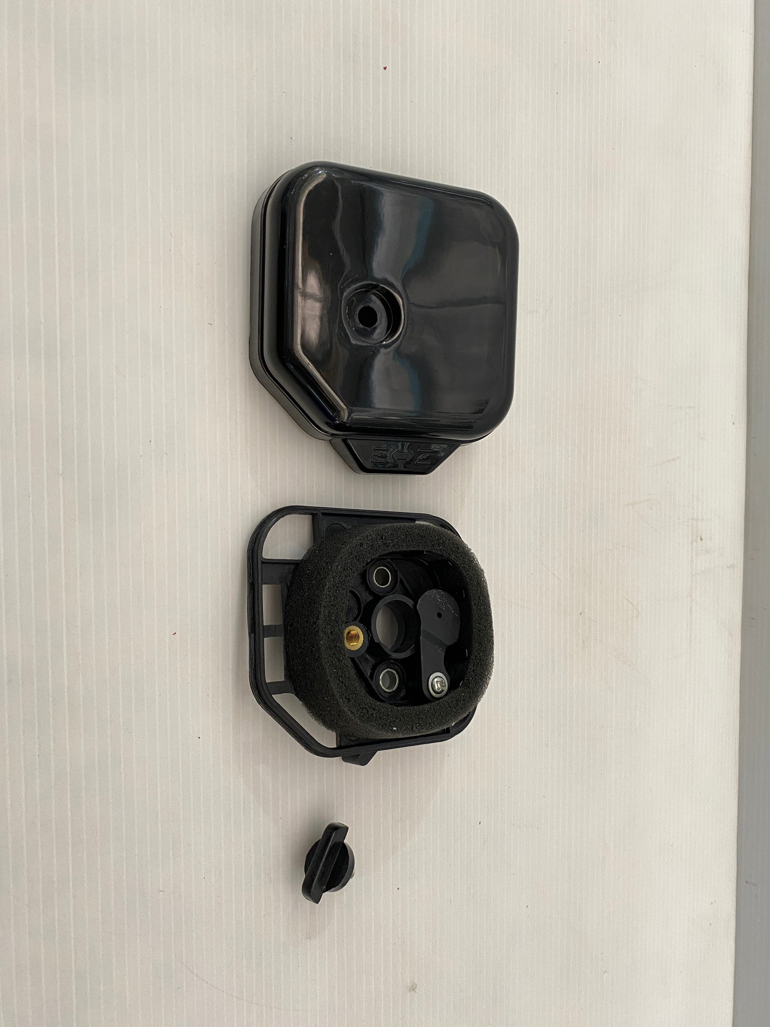 หม้อกรองอากาศ เครื่องตัดหญ้า รุ่น CG260,GX35,NB411,RBC411