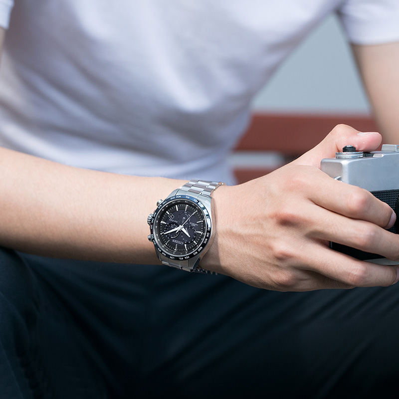 Citizen CB5836-81L นาฬิกาผู้ชาย Eco-Drive Radio Controlled Men's Watch