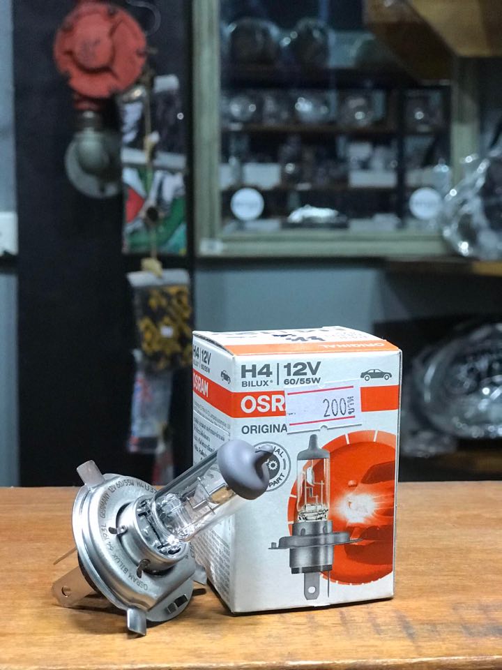 หลอดไฟหน้า H4 12 V (60/55W) สำหรับ หลอดไฟหน้าเดิม Triumph