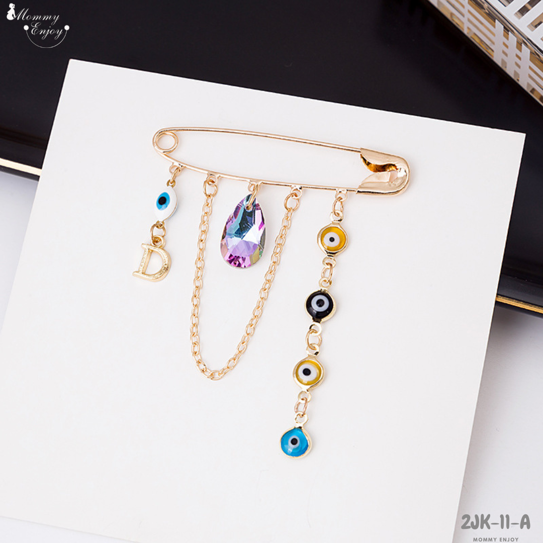 เข็มกลัดติดชุด ติดเพื่อความสวย หรือติดเพื่อความเชื่อสวยลงตัว เซตนี้ ตุ้งติ้งสวยมากค่ะ