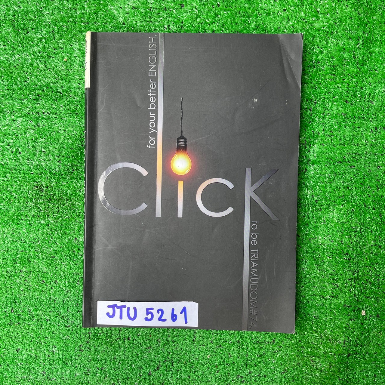 JTU5261 [เตรียมอุดม] Click อังกฤษ หนังสือที่จัดทำโดยนร.เตรียมอุดม สรุปเนื้อหาที่ควรรู้และแบบฝึกหัด หนังสือมือสองมีรอยเขียนด้วยปากกาทั้งเล่ม ขาย 250฿