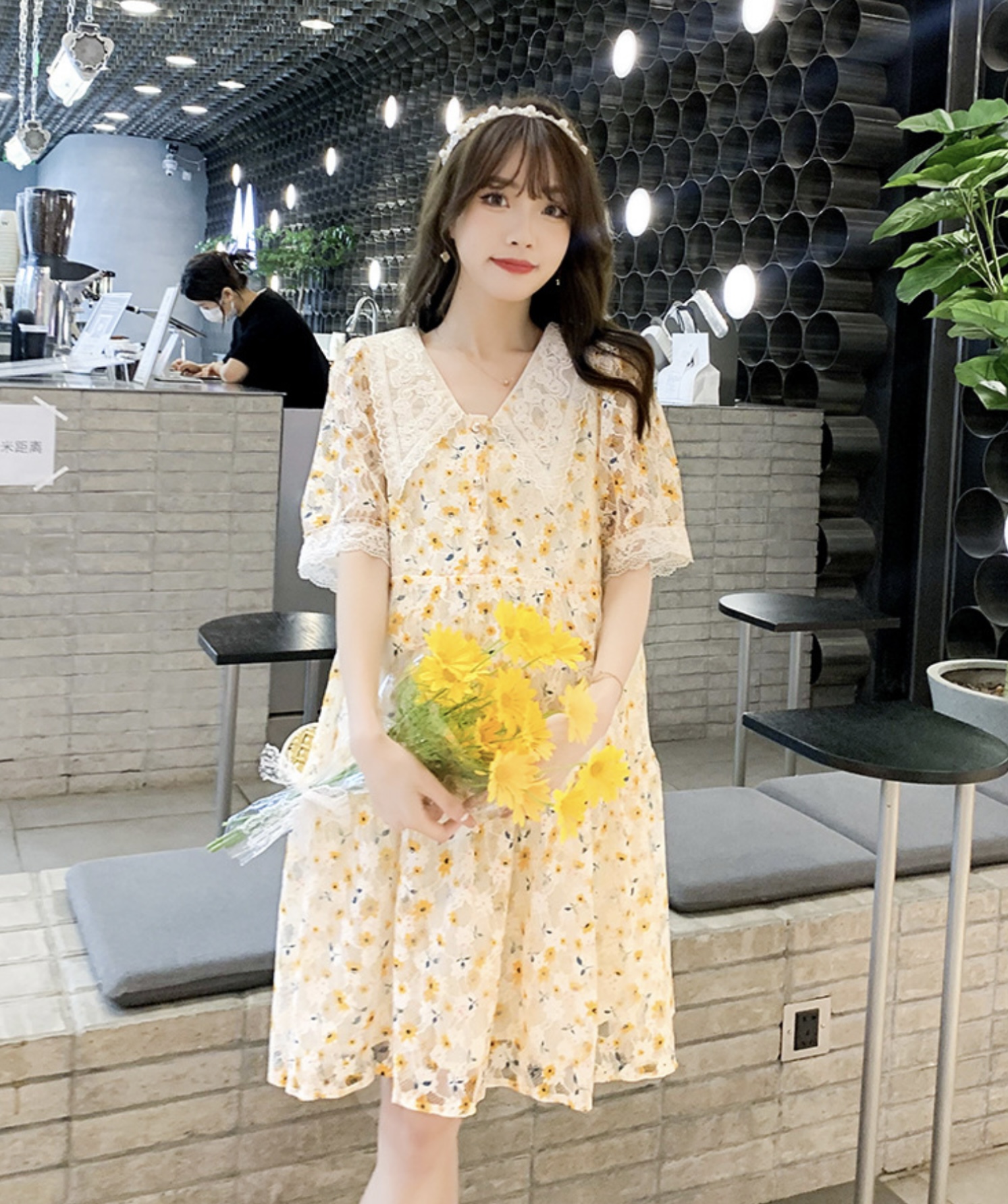 เดรสคลุมท้องแฟชั่น ปกใหญ่ ผ้าลูกไม้มีซับใน ปลายแขนและปก แต่งด้วยลูกไม้ ผ้าสวยใส่สบาย M L XL XXL