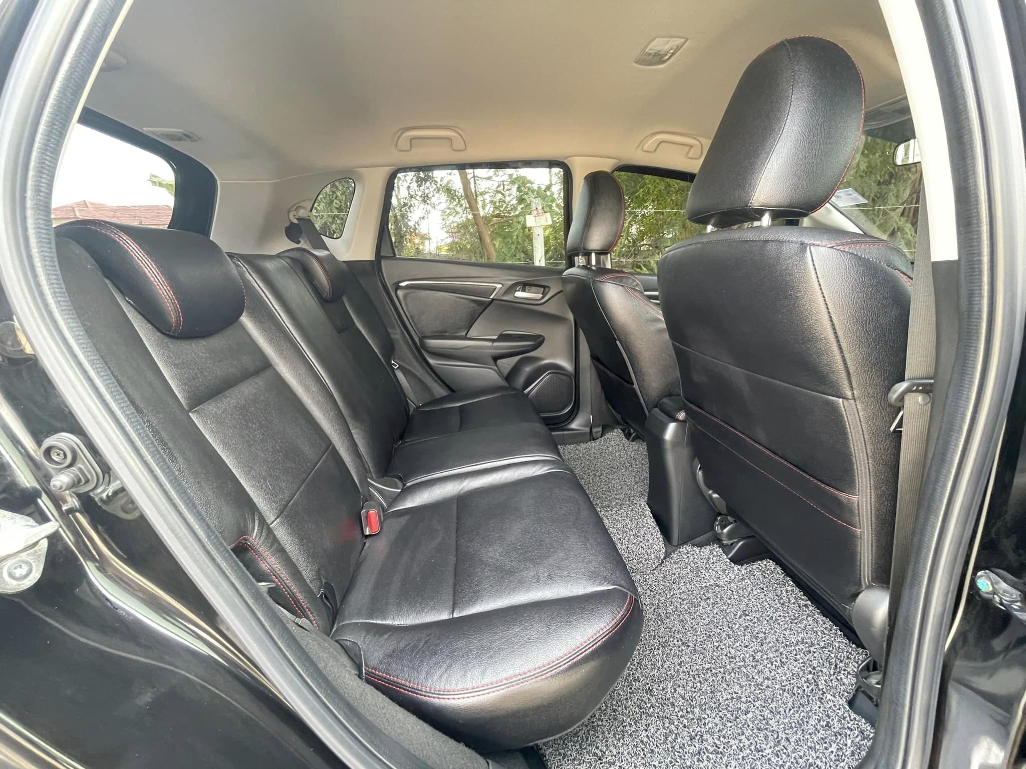 Honda Jazz GK 1.5SV AT 2016