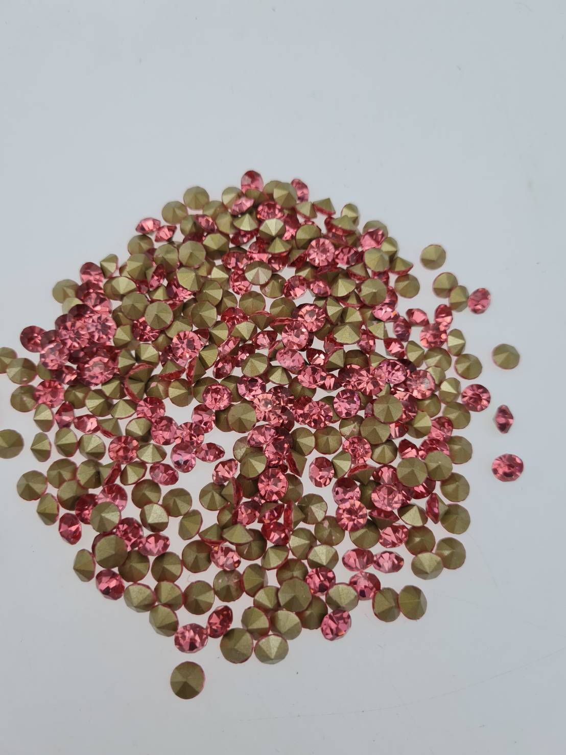 เพชรคริสตัลก้นแหลมขนาด 6.5มิลลิเมตร (SS30) เพชรคริสตัลสำหรับงานเครื่องประดับ Crystal