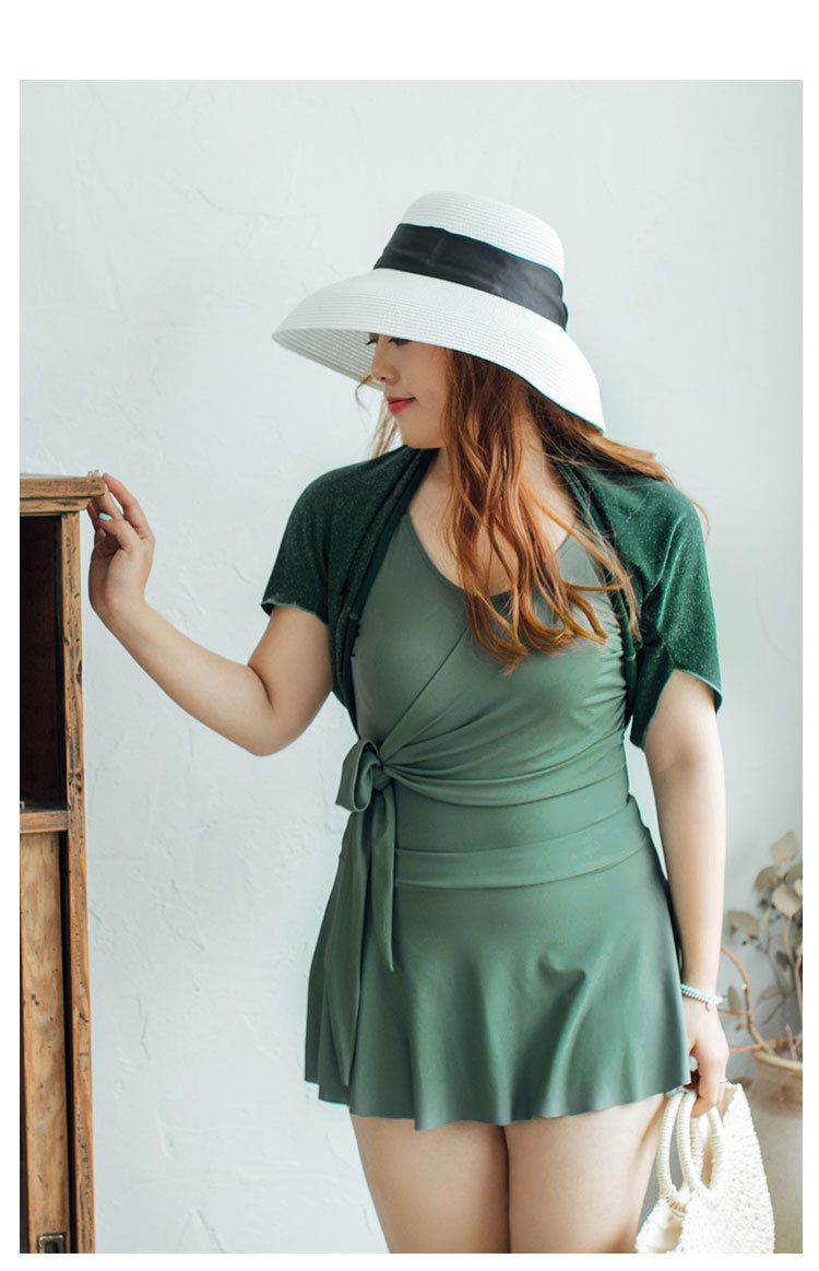 ชุดว่ายน้ำคนอ้วน 5xl พร้อมส่ง :ชุดว่ายน้ำไซส์ใหญ่สีเขียวผูกโบว์ด้านหน้า set 3 ชิ้นมีชุดวันพีช กระโปรงและผ้าคลุมแบบสวยน่ารักมากๆจ้า:รายละเอียดไซส์คลิกเลยจ้า