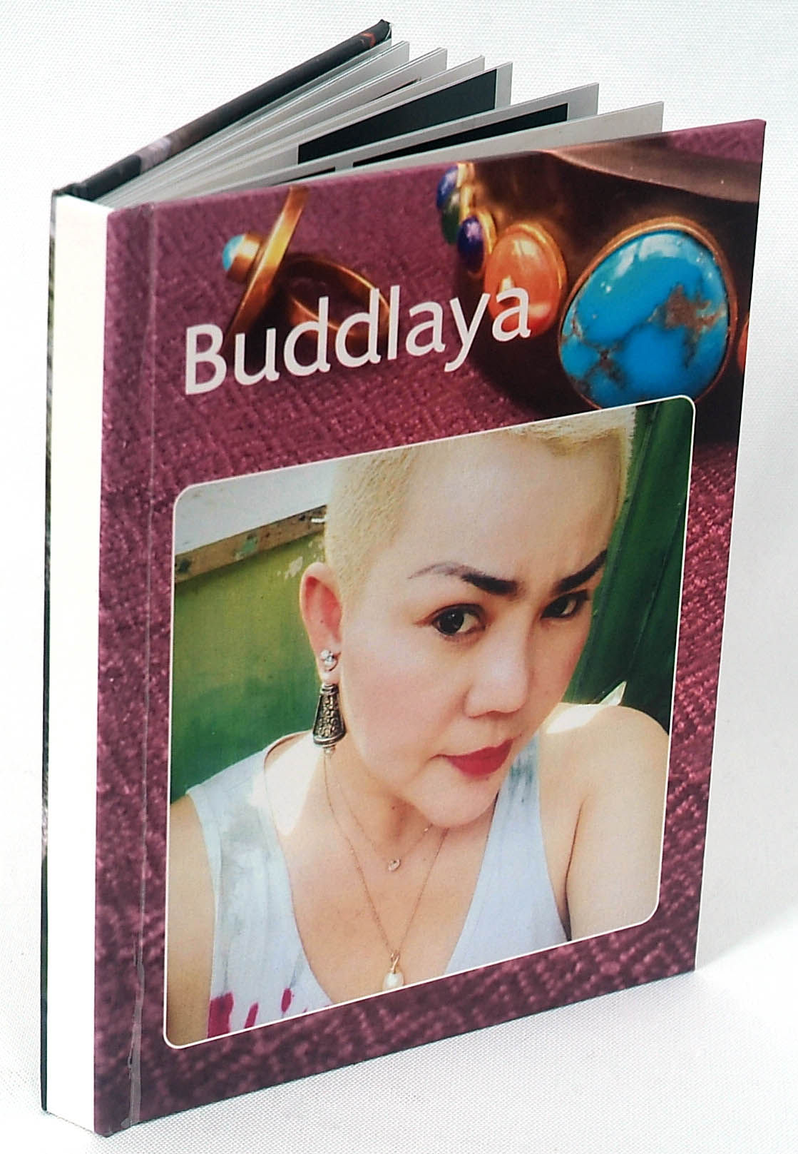 PhotoBook ขนาด 8x10 นิ้ว แนวตั้ง 20หน้า ปกแข็งพิเศษ เคลือบร้อน