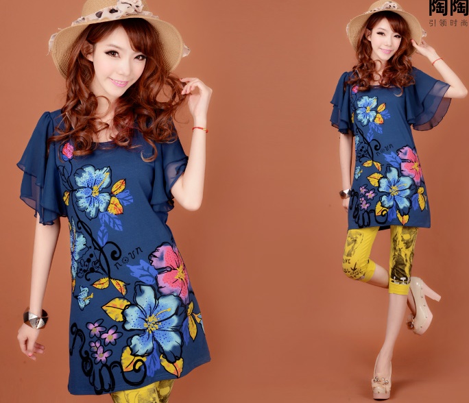 ((พร้อมส่ง)) เสื้อผ้าแฟชั่นผู้หญิง : เสื้อแฟชั่นสีน้ำเงิน แต่งลายดอกไม้ ปักเลื่อมสีสดใส แขนผ้าโปร่ง ใส่เป็นเดรสได้ น่ารักมากๆจ้า