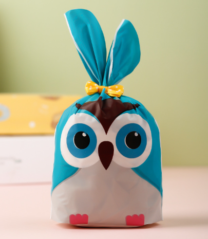 ถุงผูกหูกระต่าย ขนาด 13.5x22 ซม. แพ็คละ 47-50 ใบ (ชุดที่ 3/3)