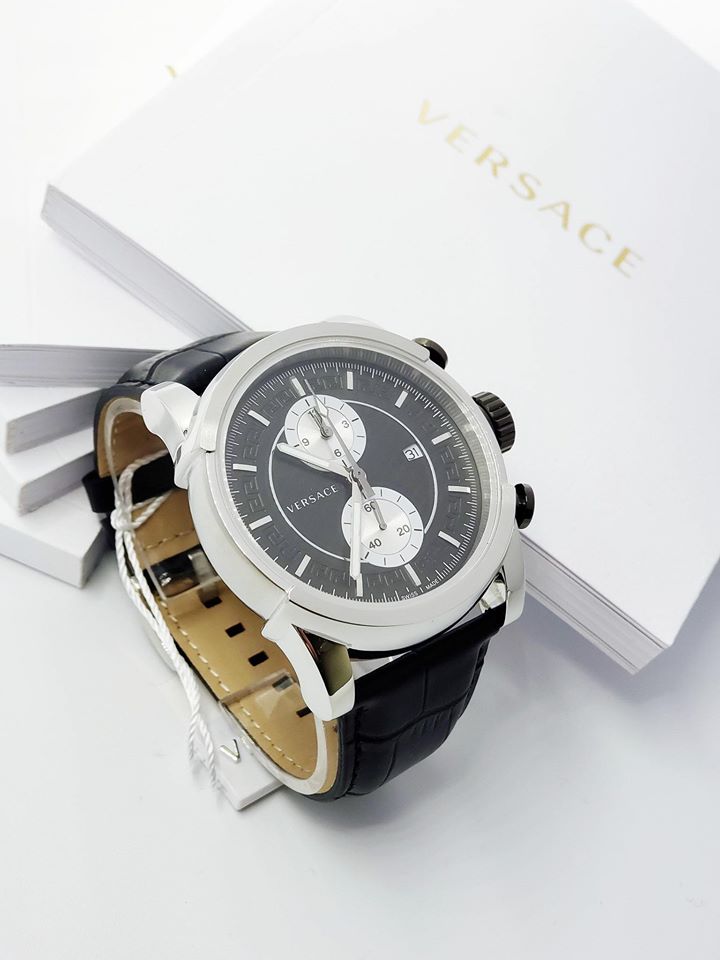 Versace VEV400119 นาฬิกาผู้ชาย Urban Chronograph Quartz Swiss Made Men's Watch