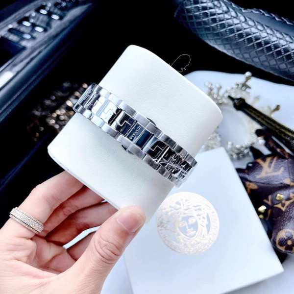 Versace VE3A00620 นาฬิกาผู้ชาย Hellenyium Quartz Men's Watch