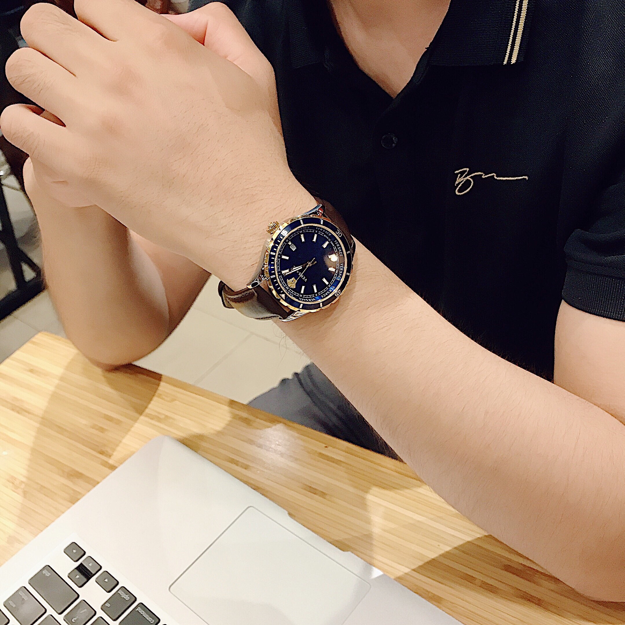 Versace VE3A00420 นาฬิกาผู้ชาย Quartz Men's Watch