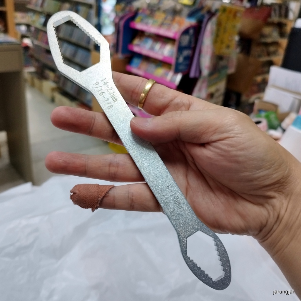 ประแจ all in one ประแจแหวนหลายขนาดในหนึ่งชิ้น