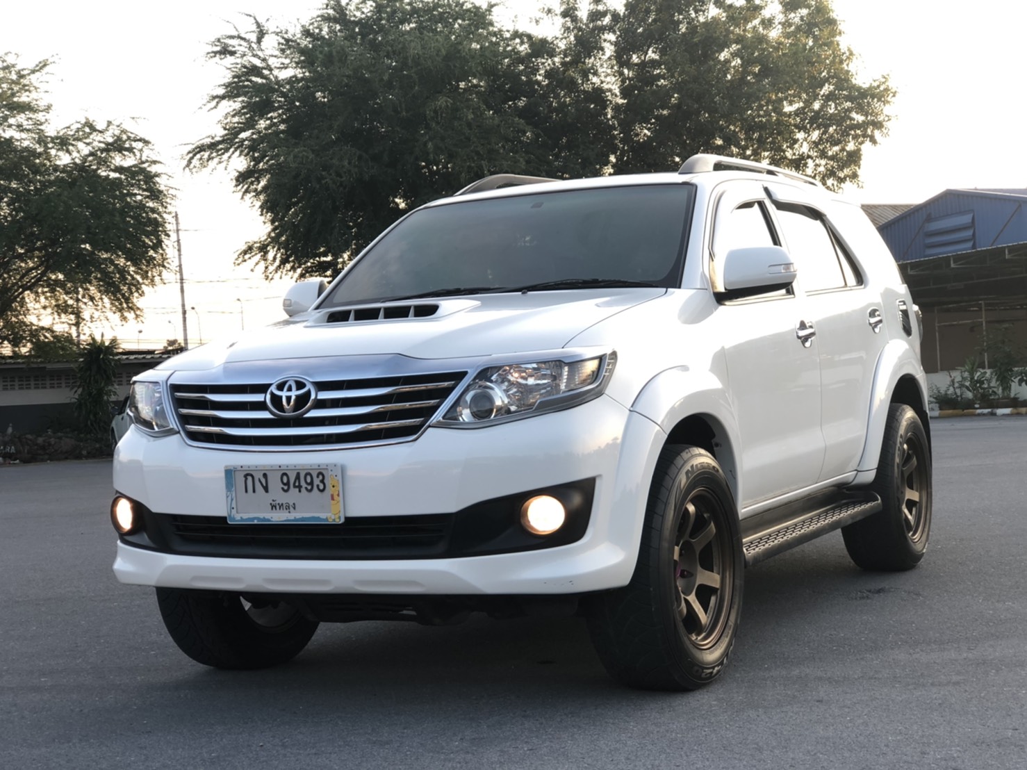 Toyota Fortuner Champ 2.5G เกียร์ธรรมดา 2012
