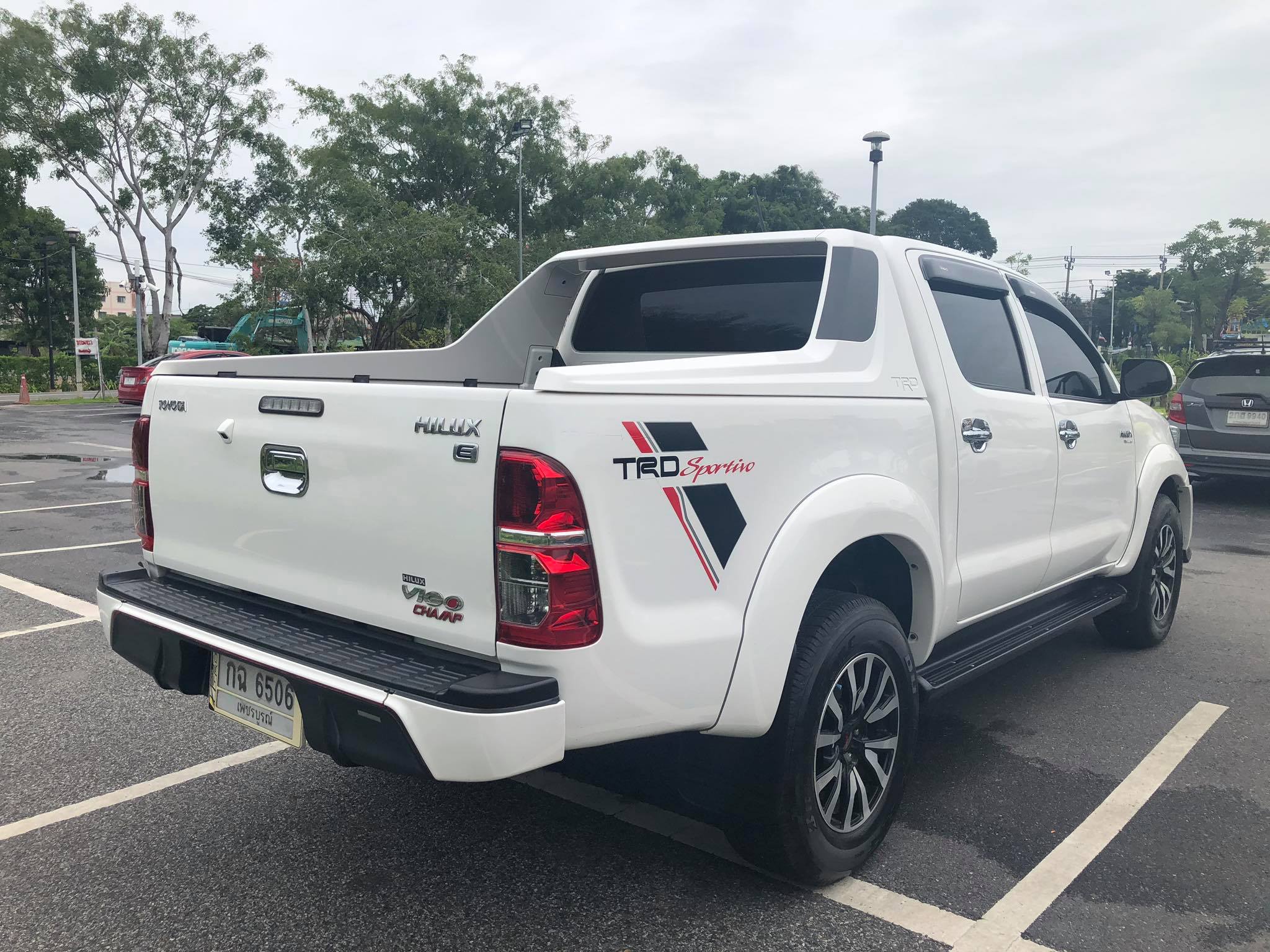 Toyota Vigo Champ 2.5E PRERUNNER DOUBLE CAB TRD SPORTIVO MT 2014