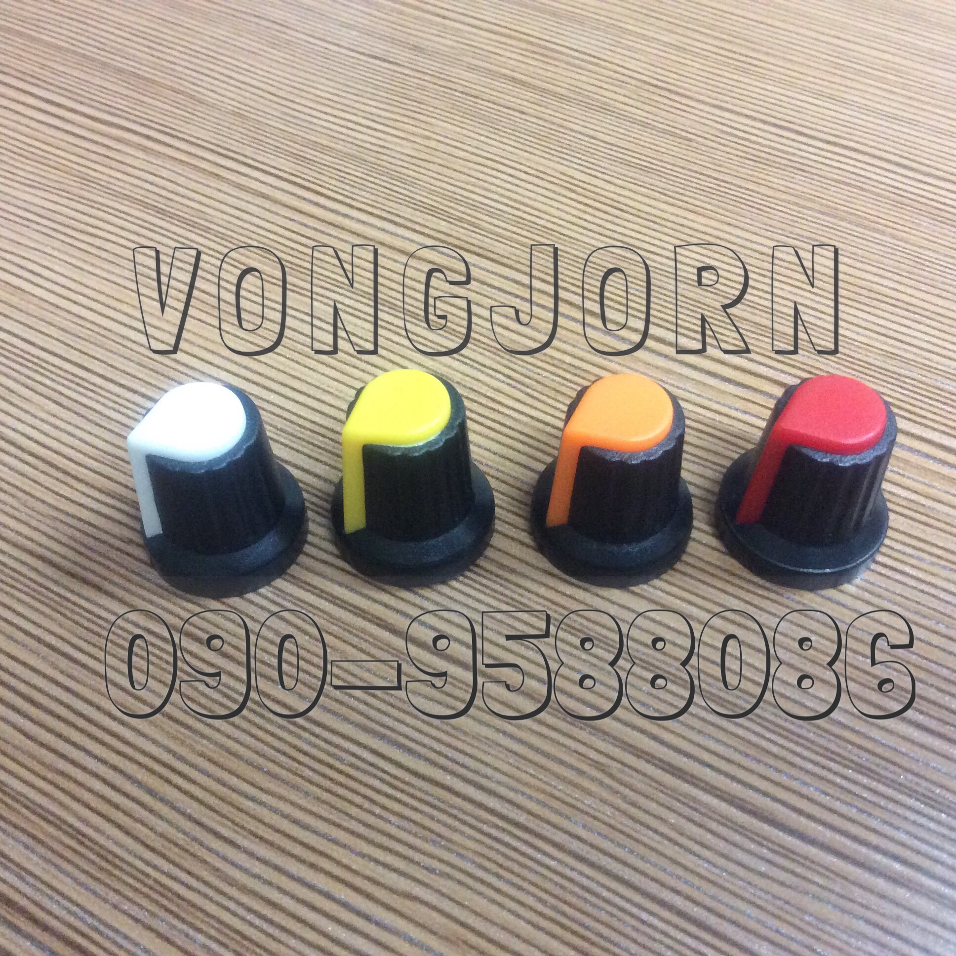 ลูกบิดพลาสติก WH148 15x17มิล แกนเฟือง 6มิล