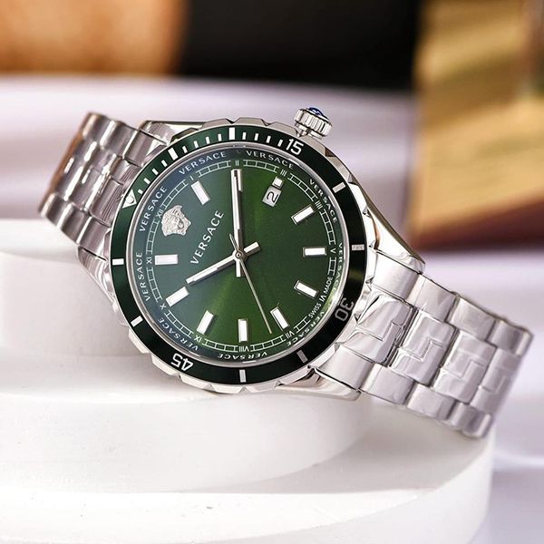 Versace VE3A01022 นาฬิกาผู้ชาย Hellenyium Quartz Men's Watch