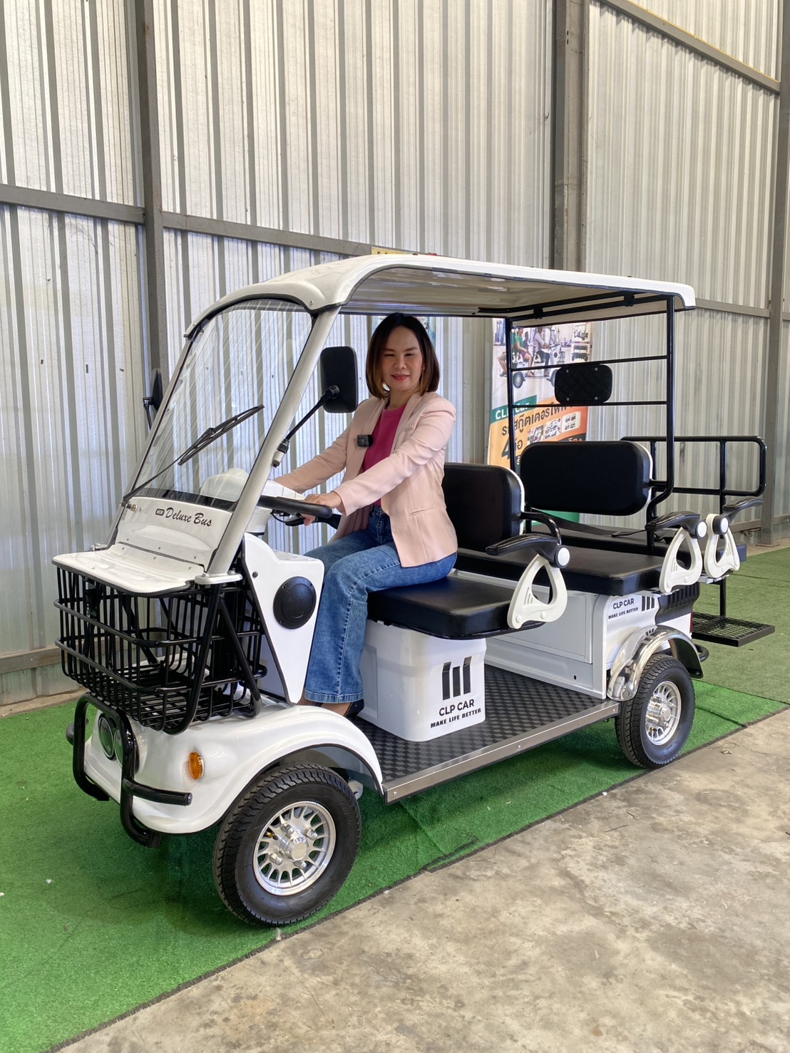 รถไฟฟ้า 4 ล้อ 6 ที่นั่ง (คนไซส์ใหญ่) รุ่น M-01ฺB BIG PLUS ยี่ห้อ CLP CAR ขับแฮนด์บิด