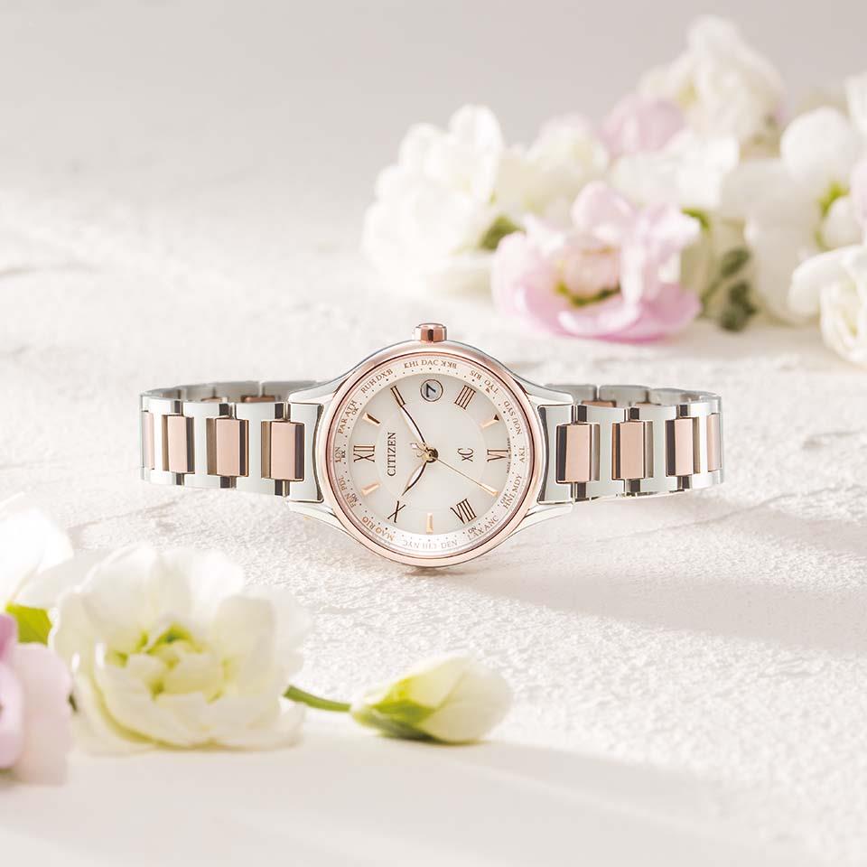 Citizen EC1165-51W นาฬิกาผู้หญิง xC Radio-Controlled Eco-Drive Titanium Women's Watch