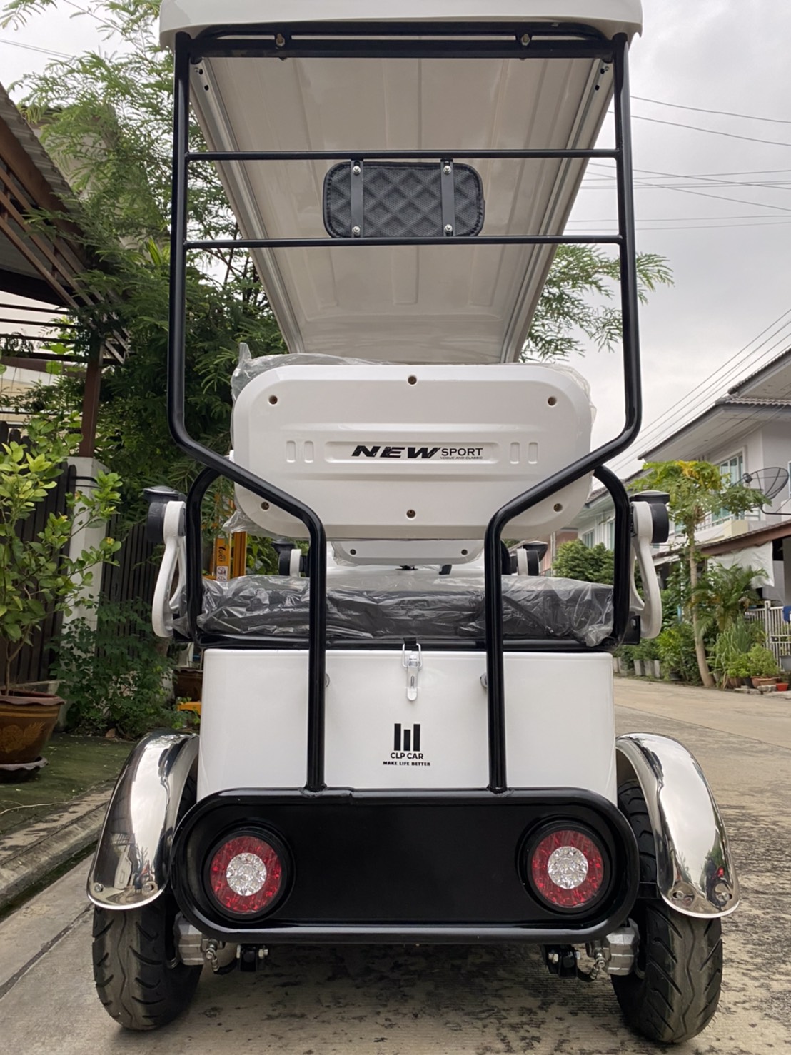 รถไฟฟ้า 4 ล้อ 3 ที่นั่ง รุ่น M-03 ยี่ห้อ CLP CAR ขับแฮนด์บิด ขาว