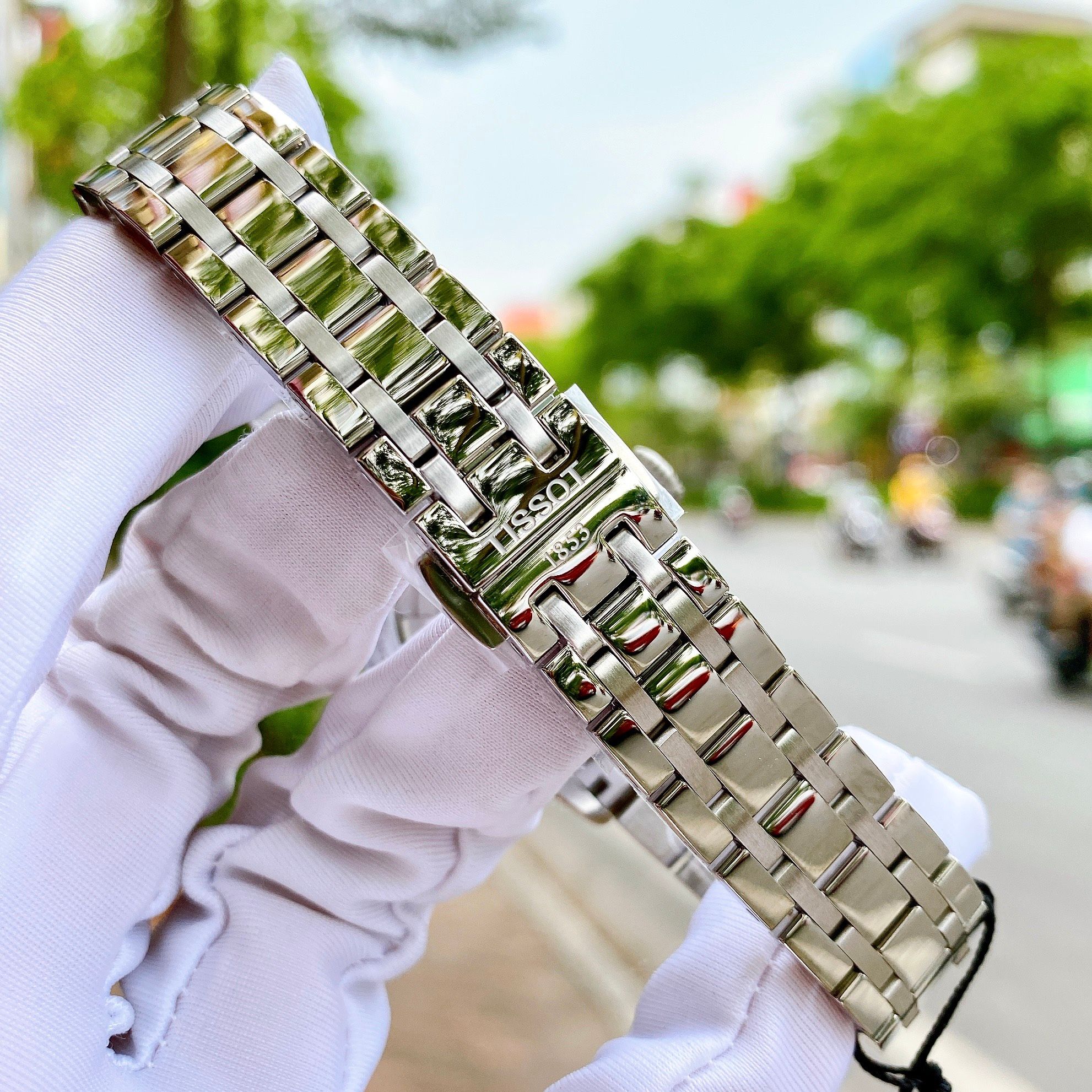 Tissot T099.207.11.118.00 นาฬิกาผู้หญิง Chemin des Tourelles Powermatic 80 Automatic Women's Watch