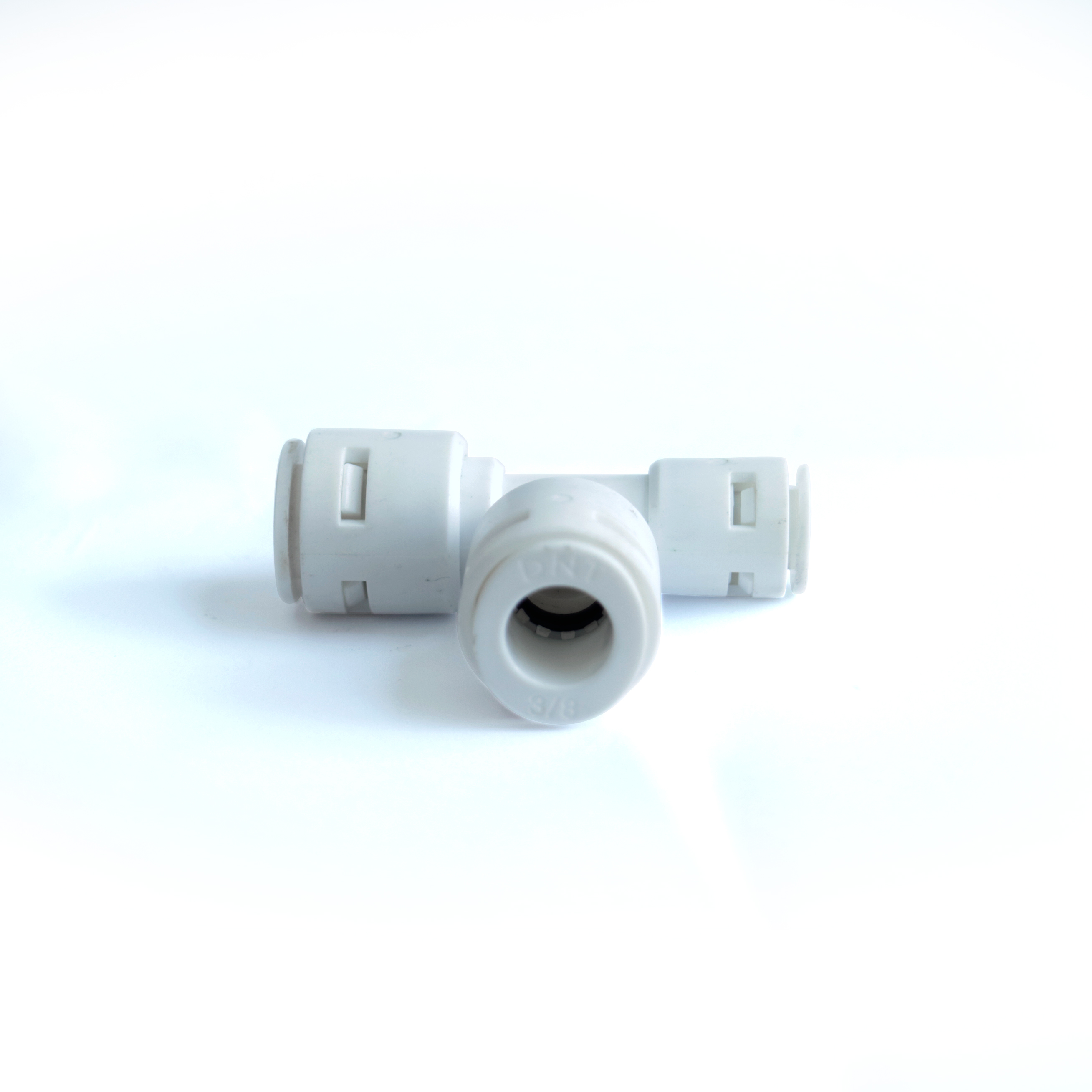 ข้อต่อสามทาง (1/4"x 3/8" x 3/8") 2หุน x 3หุน x 3หุน Plastic สวมเร็ว Speed Fit