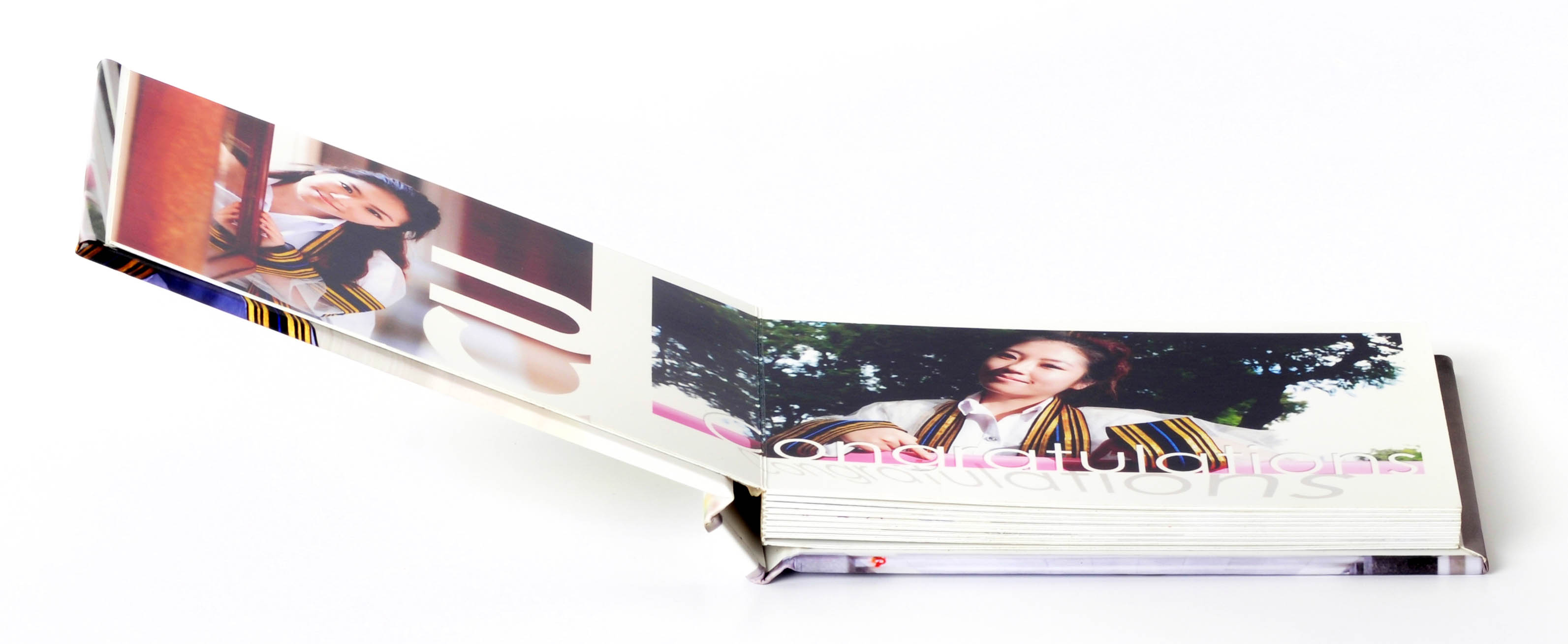 ของขวัญวันรับปริญญา PhotoBook ขนาด 4x6 นิ้ว แนวนอน 20หน้า ปกแข็งพิเศษ เคลือบร้อน