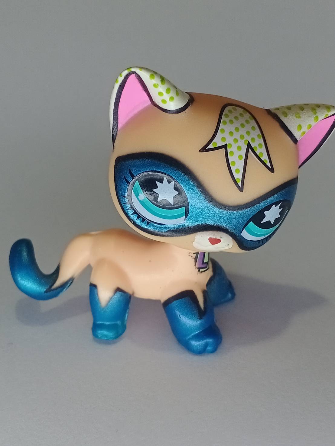 แมว Super Hero Comic ตัวพิเศษ หาได้ในบางประเทศเท่านั้น