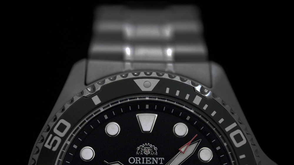 Orient FAA02003B9 นาฬิกาผู้ชาย Ray Raven II Automatic 200M Men's Watch
